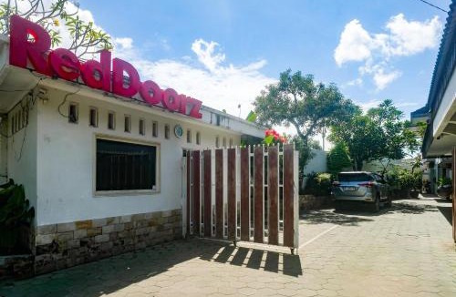 Depok House | RedDoorz Plus near Adisucipto Airport 2