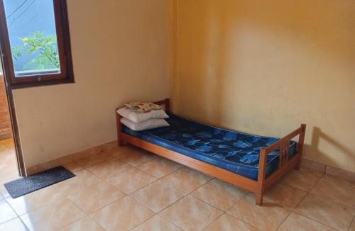 Padonan House | RENTAL CAR BIKE kost Syariah & VILLA BERAWA CANGGU TAXI AIRPORT unud Jimbaran