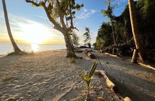 Manyaifun House | Tamaku homestay privat island