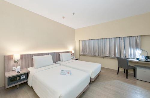 Manado City Centre Hotel | Grand Whiz Megamas Manado