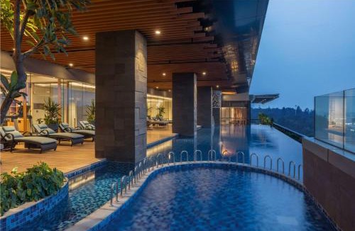 Ciputat Hotel | DoubleTree by Hilton Jakarta Bintaro Jaya