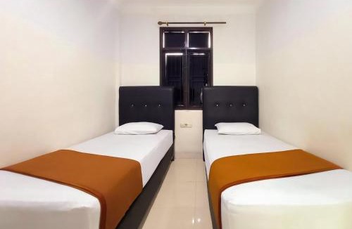 Muara Bungo Hotel | RedDoorz Syariah near Universitas Muhammadiyah Bungo