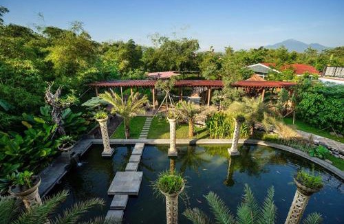 Tembalang Hotel | Niwa Canting
