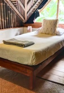 Batu Karas Bed & Breakfast | RNV Eco Resort Bungalows