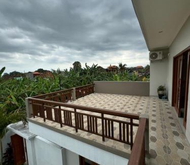 Kediri Bed & Breakfast | Nyoman House