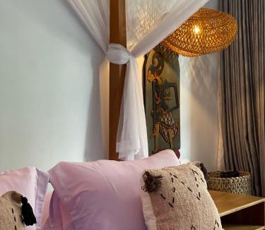 Sewon Villa | 6 Bedrooms Villa with Private Pool - Omah Dingoto