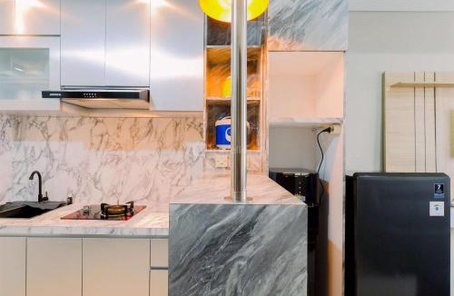 Kedungmanggu Apartment | Homey and Minimalist 1BR Royal Sentul Park Apartment By Travelio