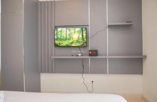 Pantai Indah Kapuk Apartment | Minimalist and Nice Studio at Gold Coast Apartment By Travelio