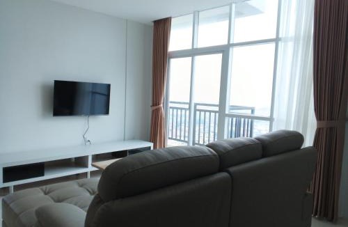 Lubuk Baja Apartment | Formosa Spacious Apartments at Downtown Nagoya by MESA