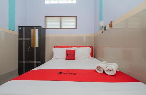 Bojonegoro House | RedDoorz Syariah near Alun-Alun Bojonegoro