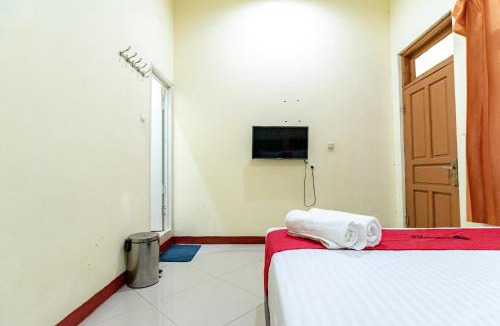 Jakarta Utara Hotel | RedDoorz near Kelapa Gading