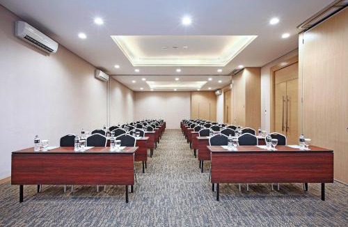 North Cirebon Hotel | Hotel NEO Cirebon by ASTON