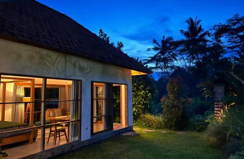 Petak Villa | Uma Mupu