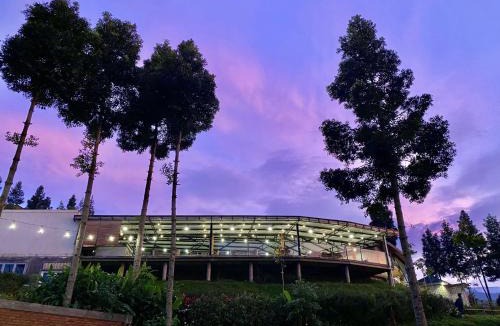 Ciloto Hotel | Alinson Sunset Hill