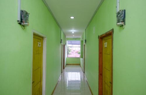 Manado House | RedDoorz near Politeknik Manado