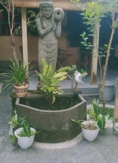 Pengosekan House | Liang House and Hostel
