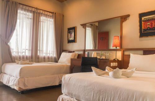 Parongpong Resort | Rumah Stroberi Organic Farm & Family Lodge