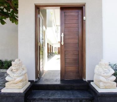 Raya Kuta Hotel | The Pavilion Hotel Kuta