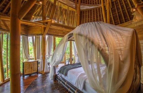 East Selemadeg Villa | Asep Gumi Bamboo Villa Pesagi