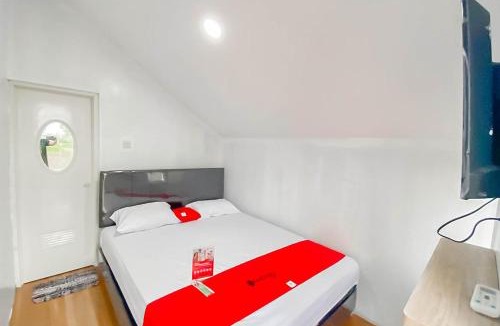 Cibodas Hotel | RedDoorz Syariah Plus At Cipanas Cianjur