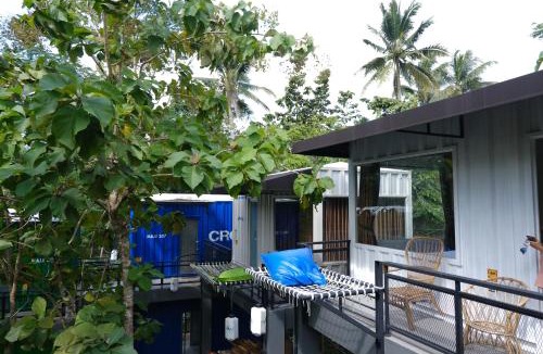 Parigi Hotel | Hau Riverside Lodges Citumang