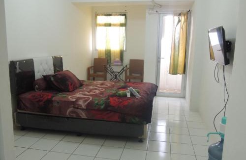 Gunung Putri Hotel | Reva Room on Gunung Putri Square Apartment