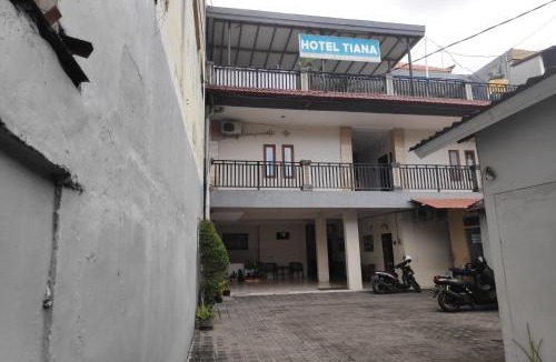 Cokroaminto Hotel | OYO 90096 Hotel Tiana