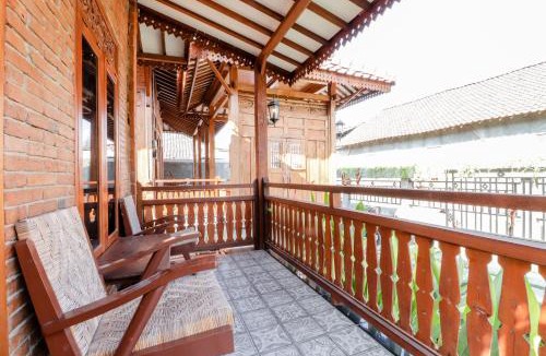 Bangunjiwo House | Omah Teras Bata Guesthouse