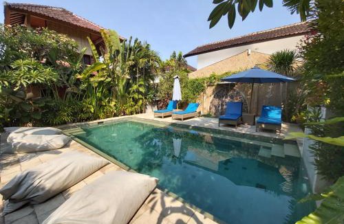 Senggigi House | Cafe Wayan Cottages Senggigi