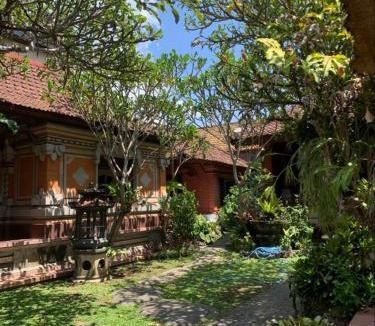 Peliatan House | Mandala Bungalows