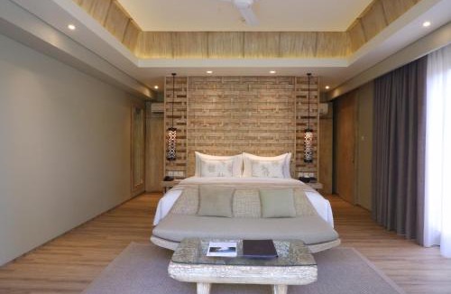 Jimbaran Resort | Cross Bali Breakers
