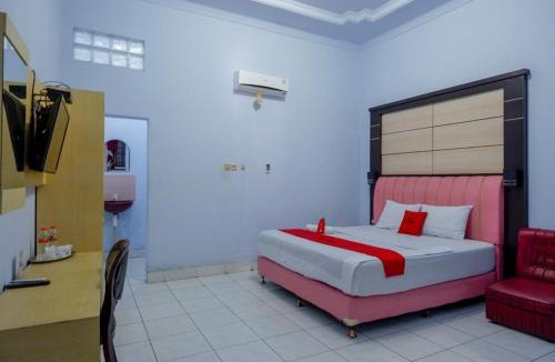Pekalongan Hotel | RedDoorz Plus Syariah near Stasiun Pekalongan 2