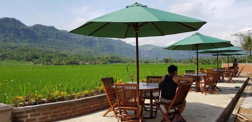 Tjimadja Cabin | Vila tenjo gunung