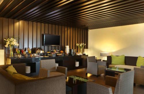Bogor Tengah Hotel | Hotel Santika Bogor