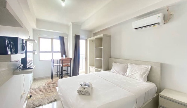 Spacious Studio Room At Mekarwangi Square Cibaduyut Apartment in Bandung