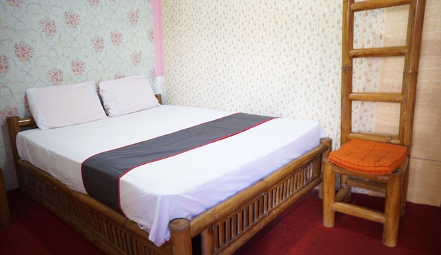 Collection O 93000 Karona Berg Homestay & Cafe