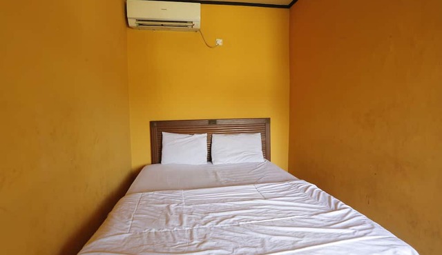 Hotel O Guest House Pandita in Tideng Pale