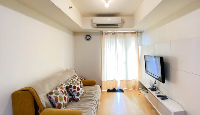 Cozy And Modern Look 2Br The Wave Kuningan Apartment
