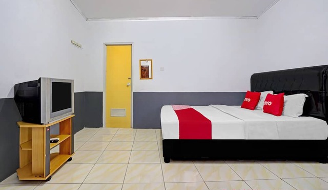 OYO 90405 Penginapan Sasti KuninganNearTaman Cirendang