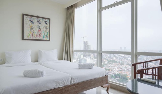 Nice And Elegant 2Br At 26Th Floor Menteng Park Apartment