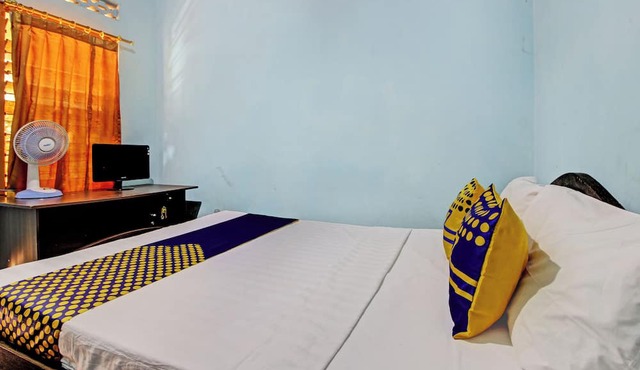 SPOT ON 92763 Hotel Melati Sukoasih in Wonogiri