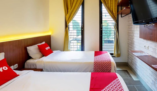 Hotel O Point Inn in Jakarta