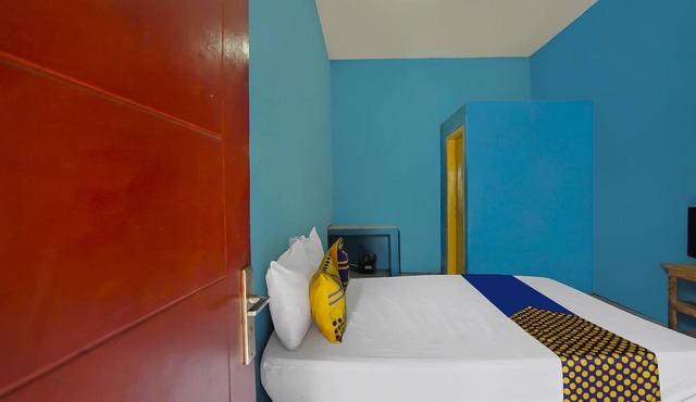Hotel O Kost Auto Syariah Anggaswangi in Sidoarjo