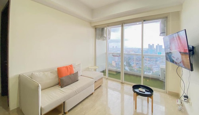 Spacious And Comfort Living 2Br At Menteng Park Apartment