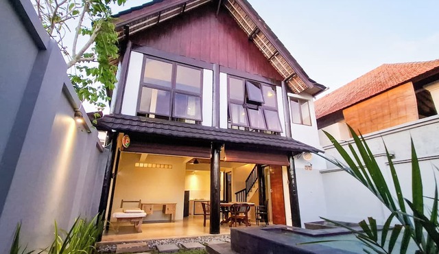 Villa Puri Darma Agung