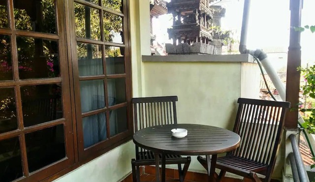 Widi House Nusa Dua -- sleeps six, near bay and beaches