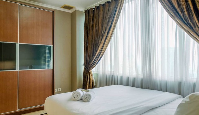 Strategic 2BR Apartment with City View at FX Residence