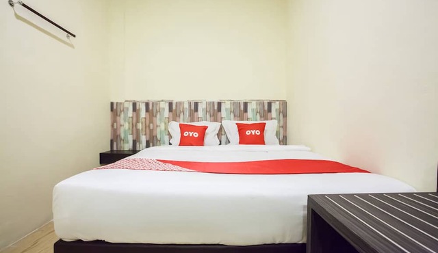 OYO 2361 Hotel Winston in Medan
