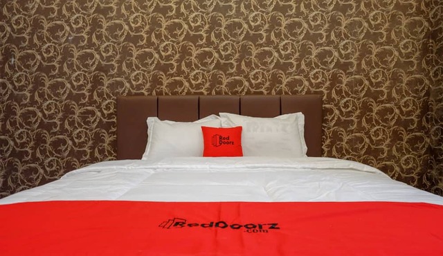 RedDoorz @ Jalan Pattimura Palu in Palu