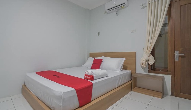 RedDoorz near RSUD Dr. Abdul Aziz in Singkawang